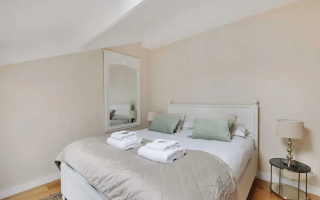 Chic Apartment - 1br/4p - Near the Louvre