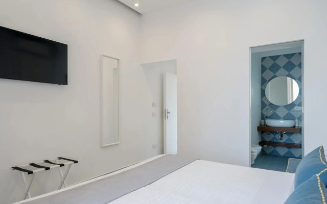 Capri Marina Suite