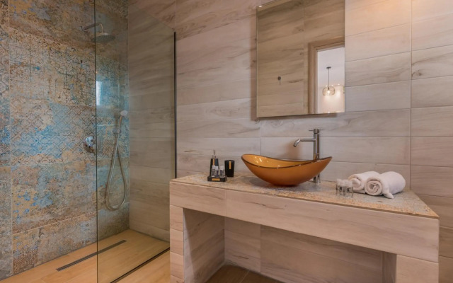 Aeolos Boutique Resort and Suites