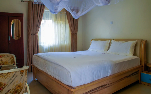 Alfa Hotel Munyonyo