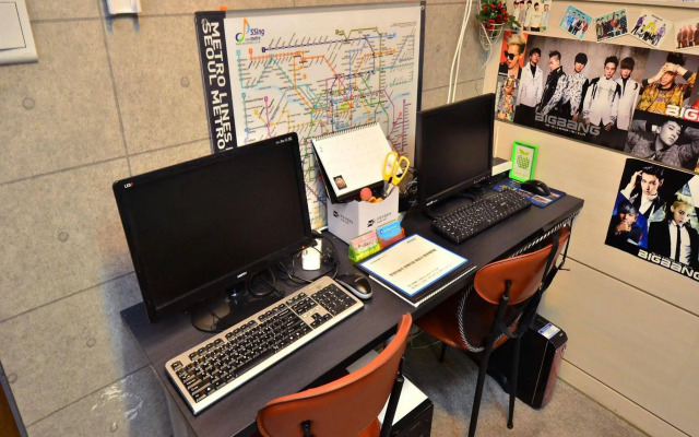 Girls Generation Hostel