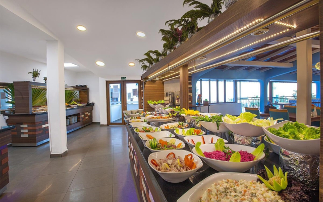 Illusion Beach Club Hotel +16 Only Adult