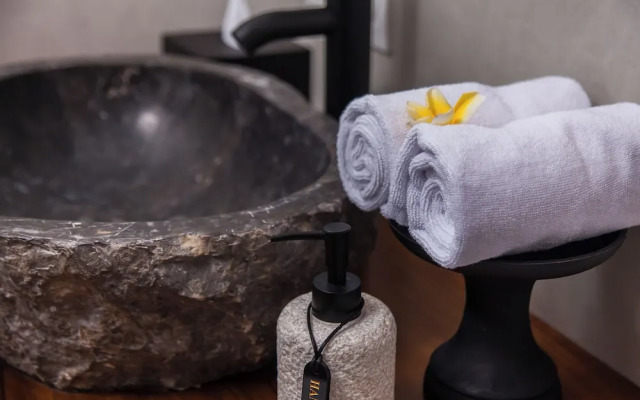 TUJUH Angel by GenuineHost