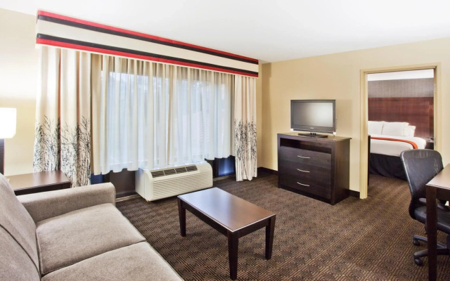 Holiday Inn Express Hotel & Suites Atlanta-Cumming by IHG