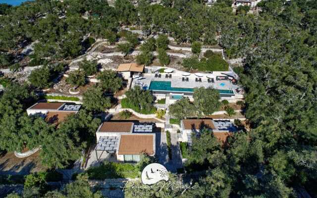 Paxi Resort