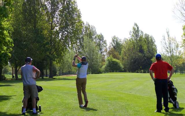 Cambridge Bar Hill Hotel, BW Signature Collection