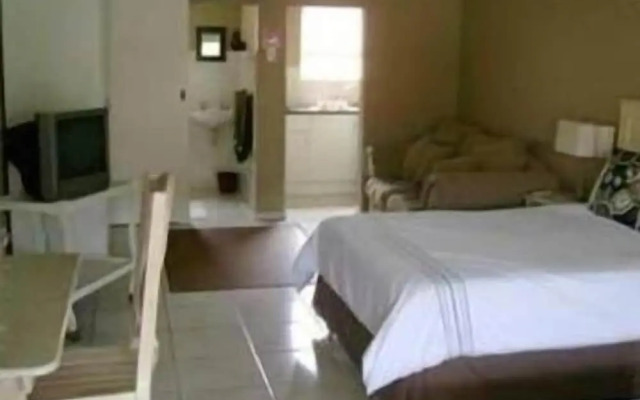 At Eezzze Riversway Self Catering