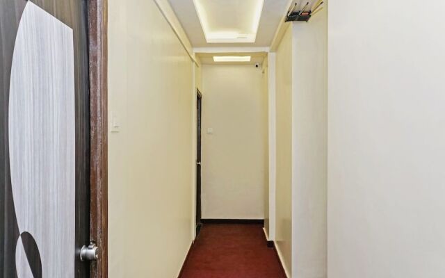 OYO Living 26804 Luxurious Studio Rooms