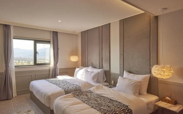 Den Basta Hotel