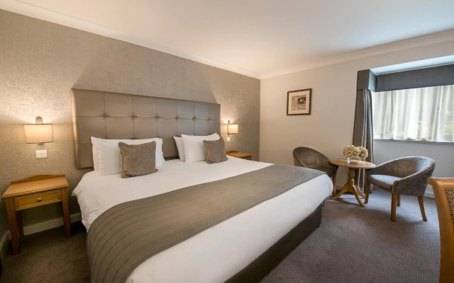 Westmead Hotel