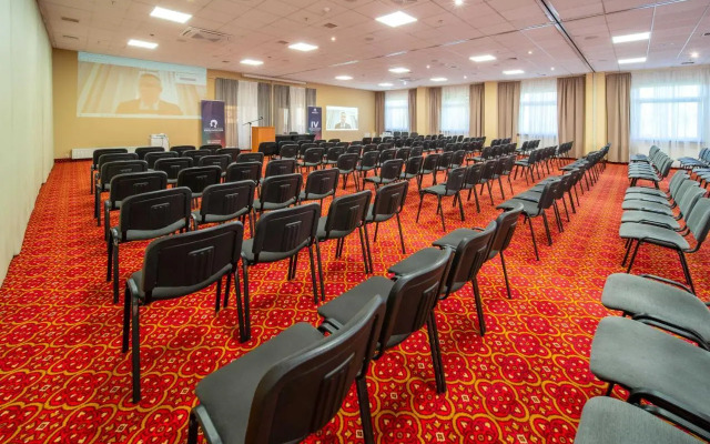 Hotel500 Tarnowo Podgorne