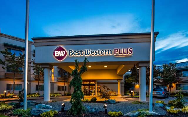 Best Western Plus Edmonds Harbor Inn