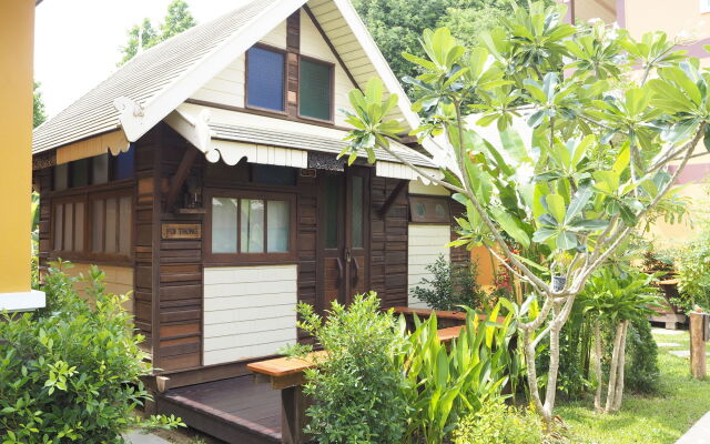 Lanta Fevrier Resort