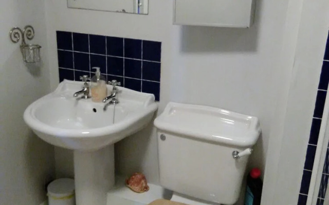 Riverside Court Apartment