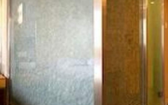 Shenzhen Hotel Company Bathhouse