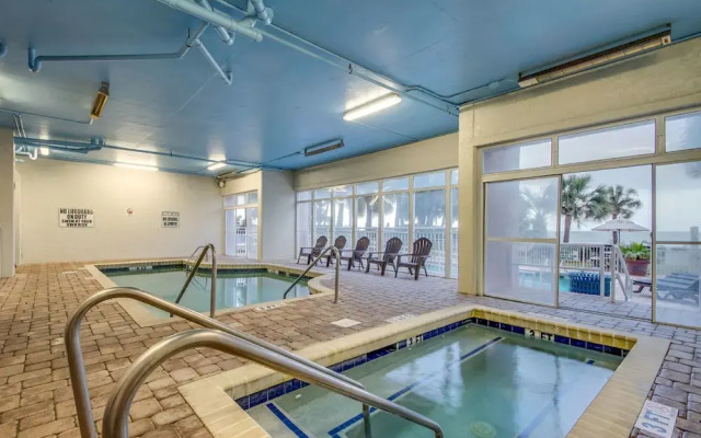 Breakers Sailfish Condos by Hosteeva