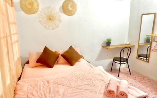 Lungkluay homestay