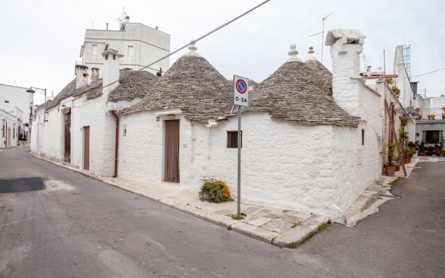 IL FICO D'INDIA - Trullo in Alberobello