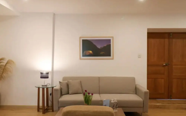 w Phenomenal 1BR Near Plaza Mayor de Cusco