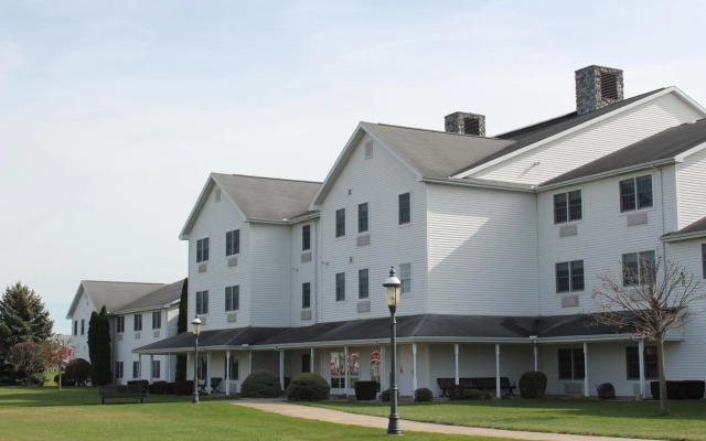 Farmstead Inn & Conference Center
