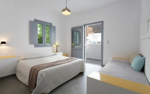 Perissa Blue Dome Rooms