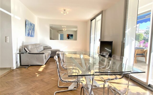 Viva Riviera Sunny 3 Bedrooms 2 Bathrooms Croisette