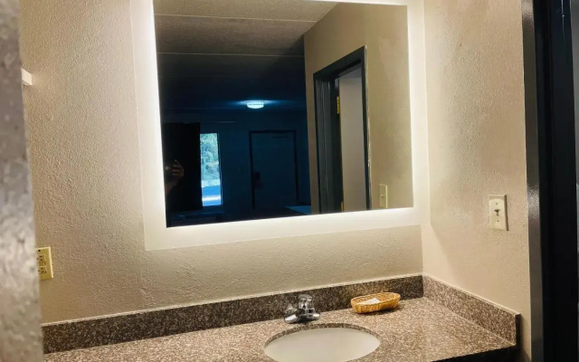 Americas Best Value Inn Greenwood