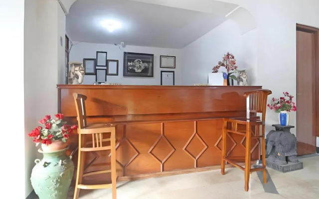 RedDoorz Plus @ Taman Siswa 2