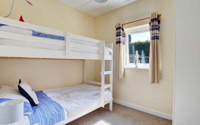 Eglos St Merryn in St Merryn