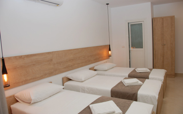 Hotel Mano