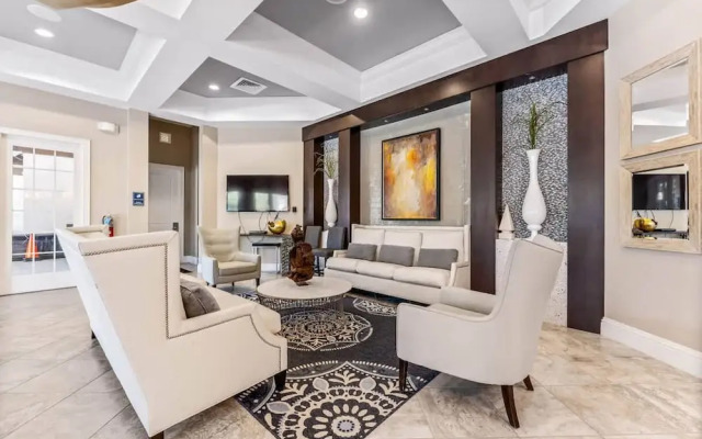 Private Pool at Solterra 4BR Townhome