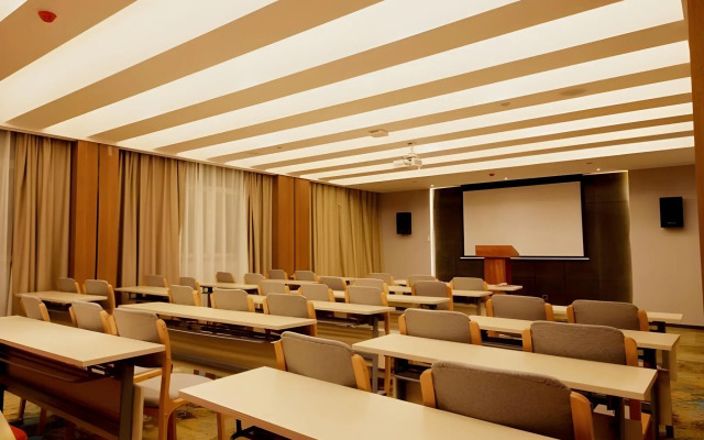GreenTree Inn Zhengzhou Gongyi Xinxing Road