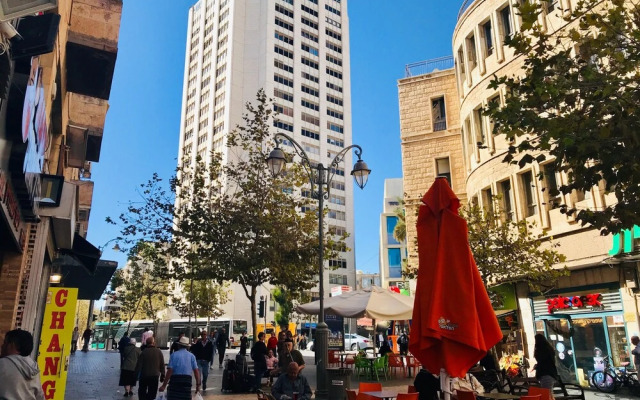 Jerusalem Center Apartments