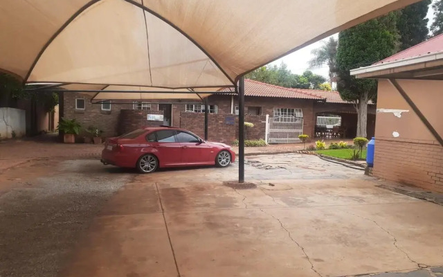 Hazelonz Guest House