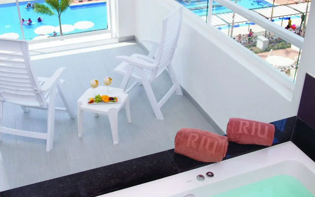 Hotel Riu Playa Blanca - All Inclusive