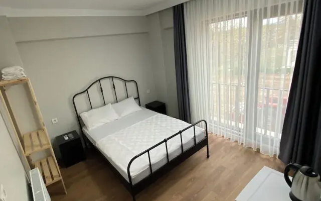 Rose Otel
