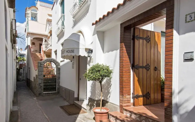 San Nicola Guest House