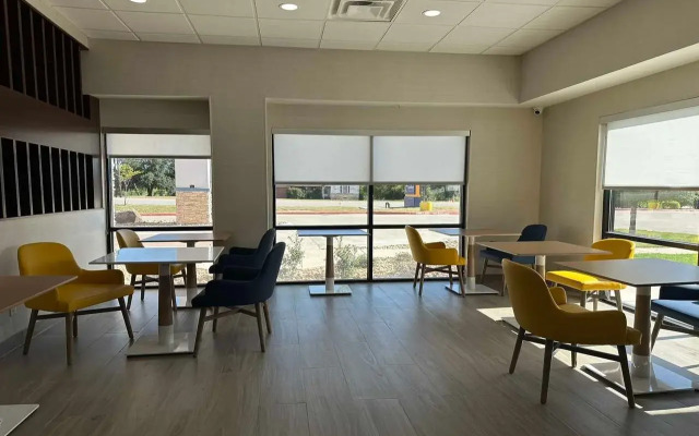 Comfort Inn & Suites Belton Temple South I-35