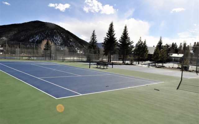 Tennis Townhouses