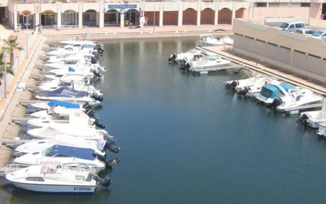 Appartement Sète, 2 pièces, 4 personnes - FR-1-472-107