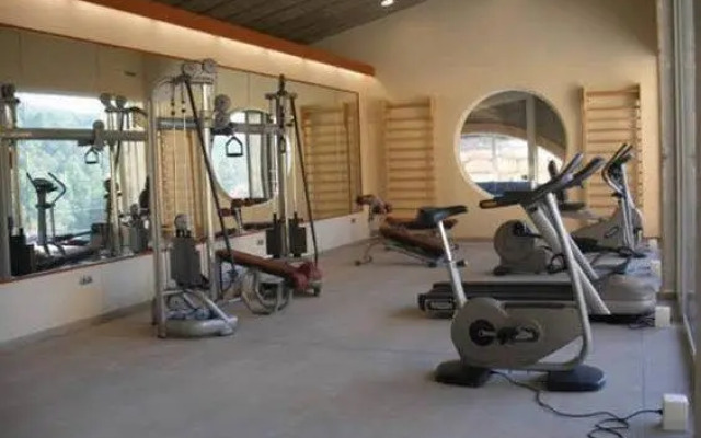 Hostal Antic Balneari De Rocallaura