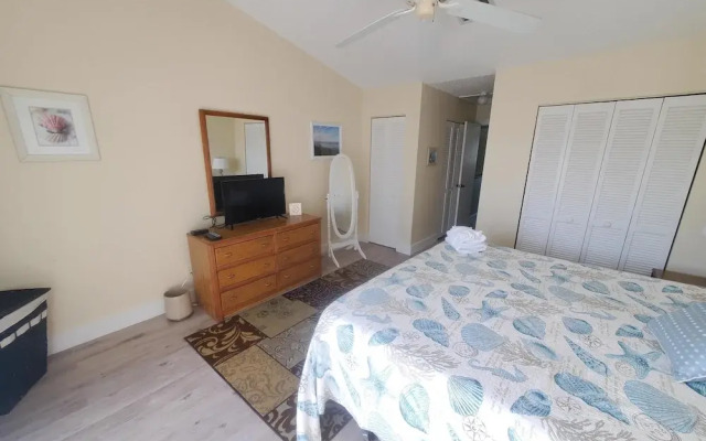 Sea Place 13238