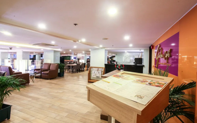 White Orchid Hotel