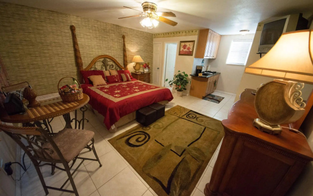 Camelot Beach Suites