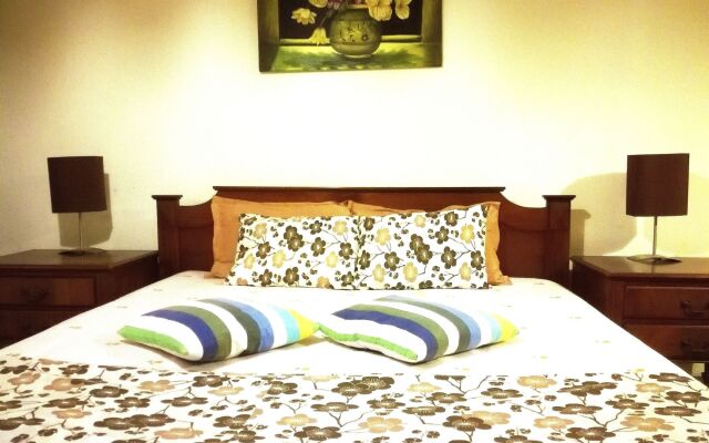 Bahama Breeze Beach Apartment B&B