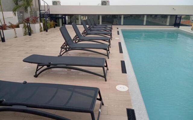 BRAND NEW STUDIO 38th Street