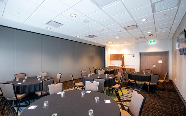 Holiday Inn Express Lethbridge Southeast by IHG