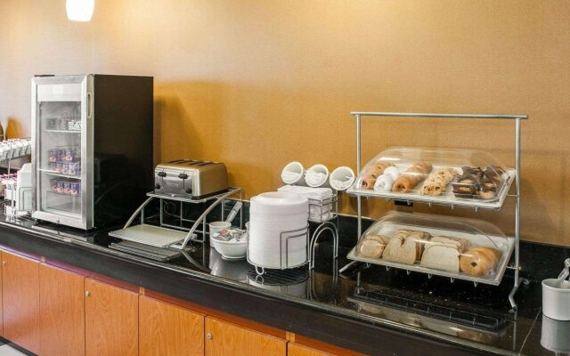 Spark by Hilton Indianapolis Northeast Fishers