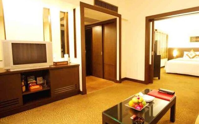 Ramada Plaza Menam Riverside-4 Nights, Bangkok, Thailand