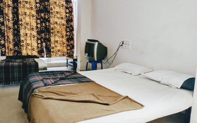 Hotel Ashwini Lodge
